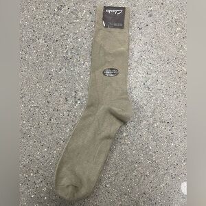 NWT Breathable Silky Soft Bamboo Rayon Men’s Clarks One Size Tan Khaki Socks